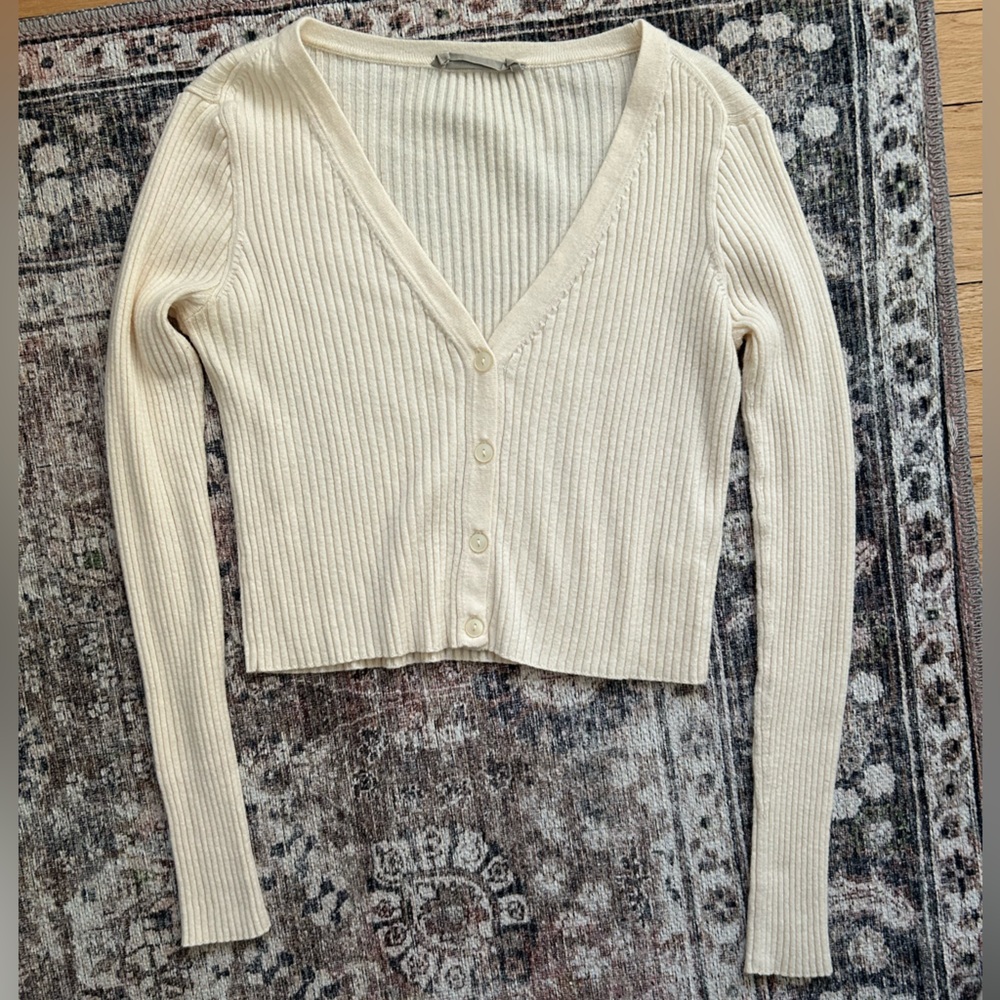 Everlane Crop Sweater